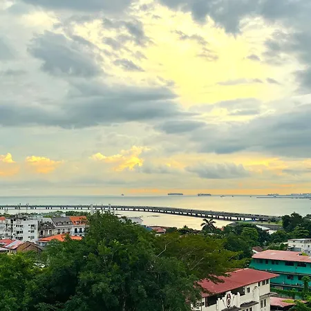 Charming Apt With Ocean View In Santa Ana Casco